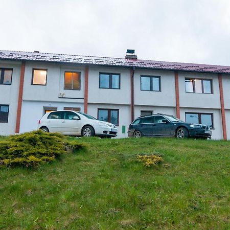 Viktorijini Konaci Aparthotel Kremna Buitenkant foto